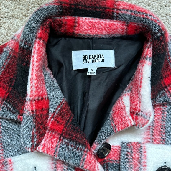 BB Dakota Red Flannel jacket - Picture 4 of 6